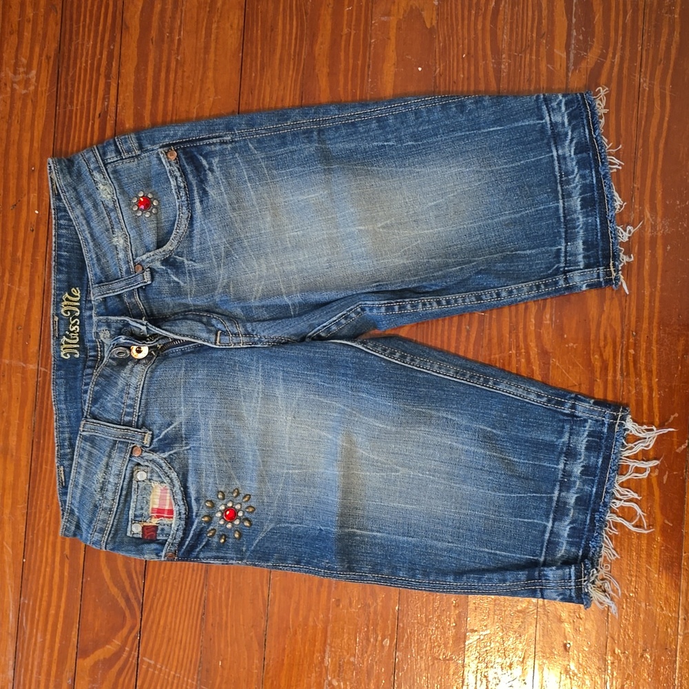 Miss Me Denim Shorts 26